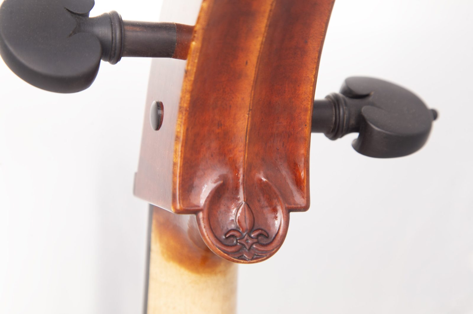 Detalle del barniz al aceite